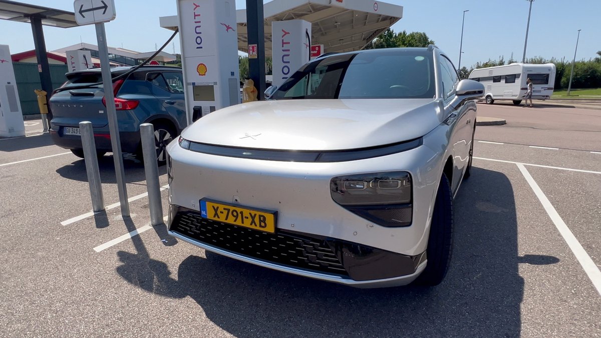 How long does it take to drive 700 km in an electric car with XPENG G9? (you're not ready)