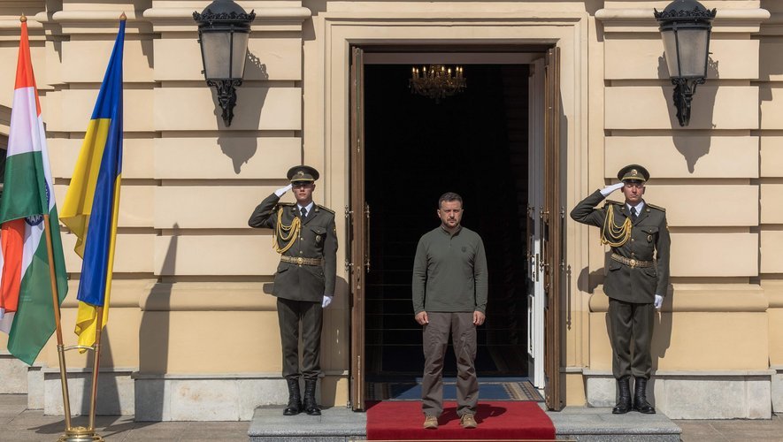 DIRECT. War in Ukraine: Zelensky vows 'retaliation' to Russia, announces test of new 'faster and more powerful' drone