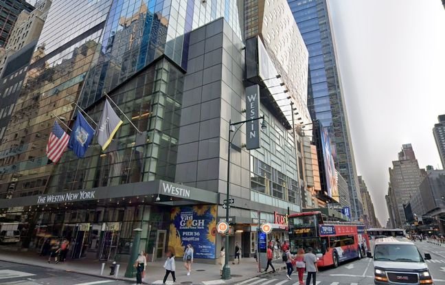 IT salesman fired for urinating in his hotel lobby
