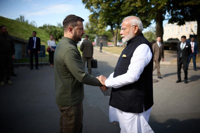 Volodymyr Zelensky and Indian Prime Minister Narendra Modi in Kiev, August 23, 2024. A photo taken and distributed by the Ukrainian Presidential Press Service.