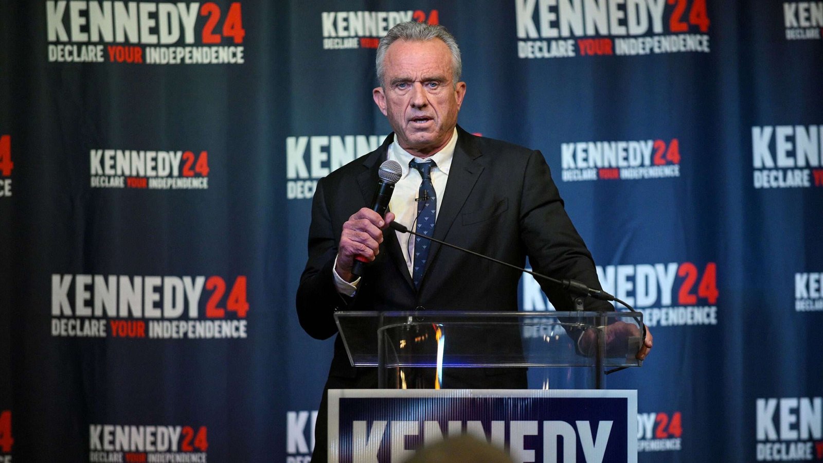 RFK Jr. Spread some liberal ideas, then sell out to Trump